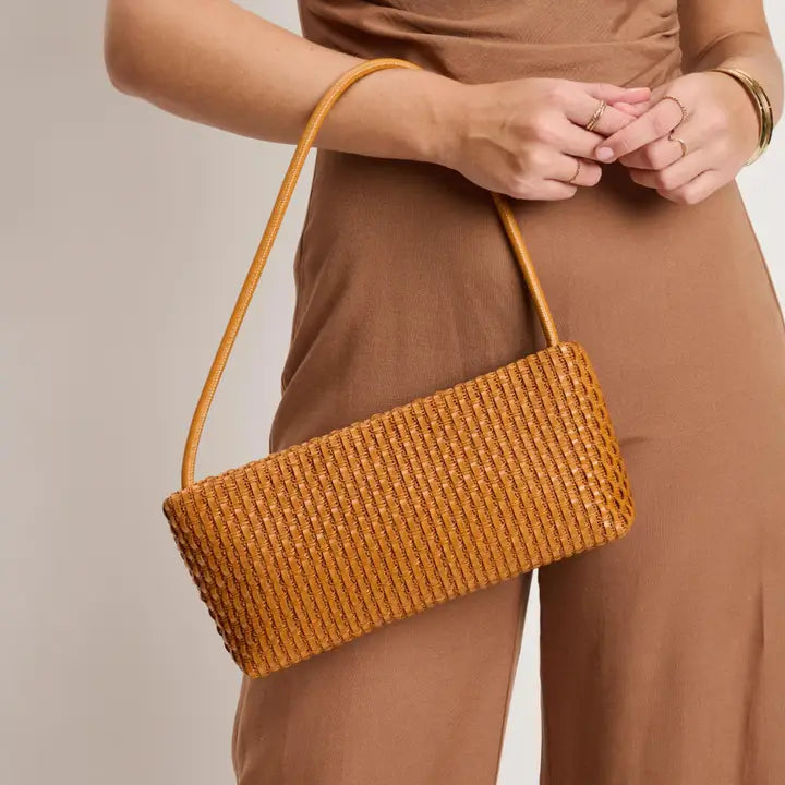 Lucy Shoulder Bag -Tan