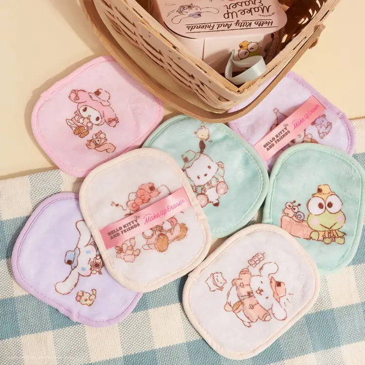 Hello Kitty & Friends Glamping